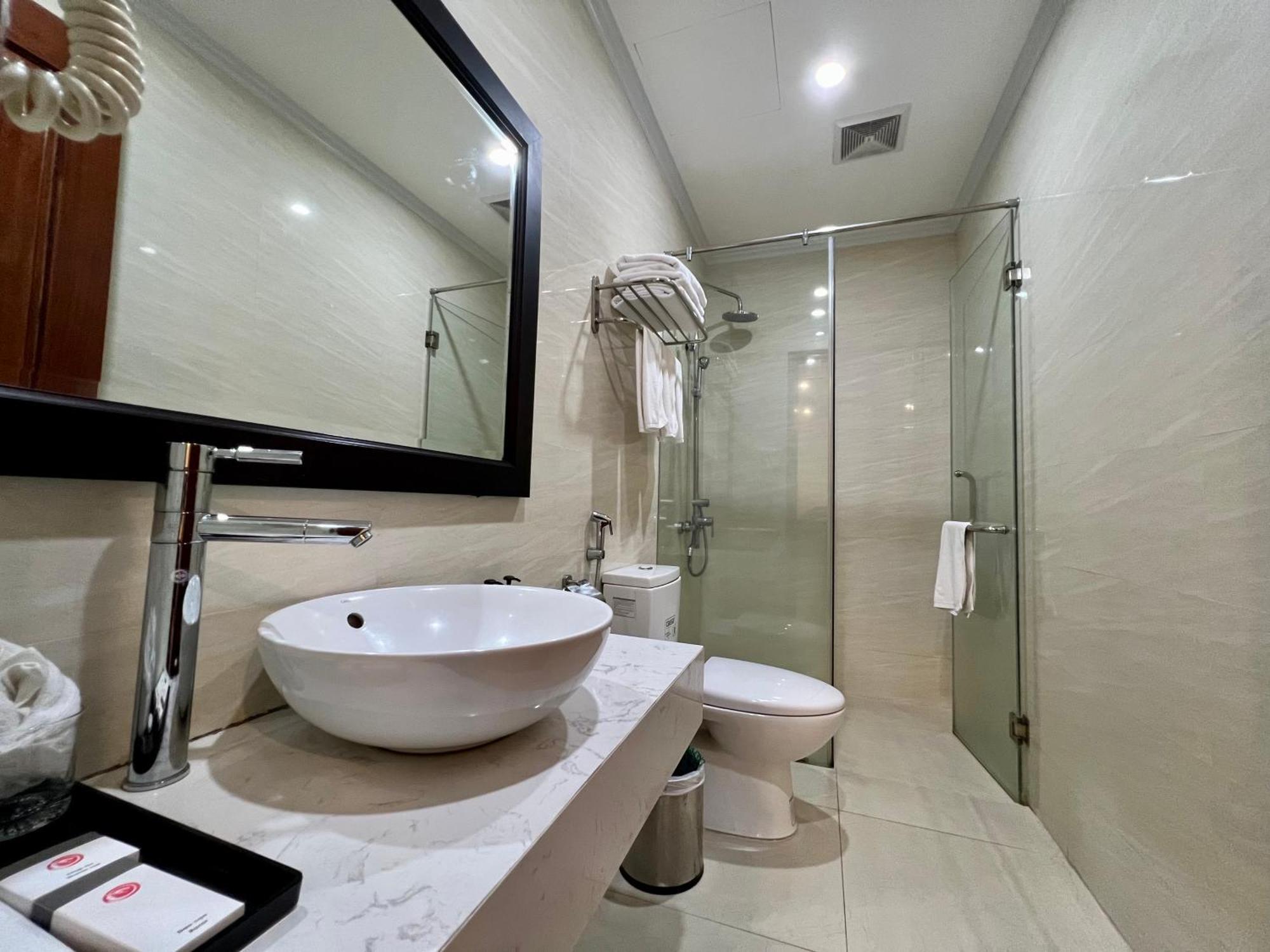Paragon House And Residence Hanoi Exteriör bild